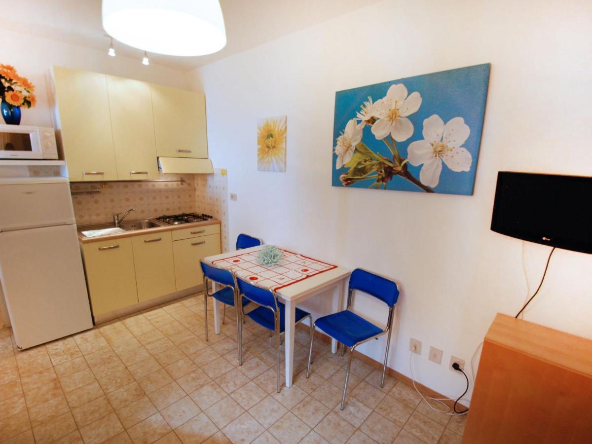 Apartment Moschettieri-5 By Interhome Бибионе Экстерьер фото