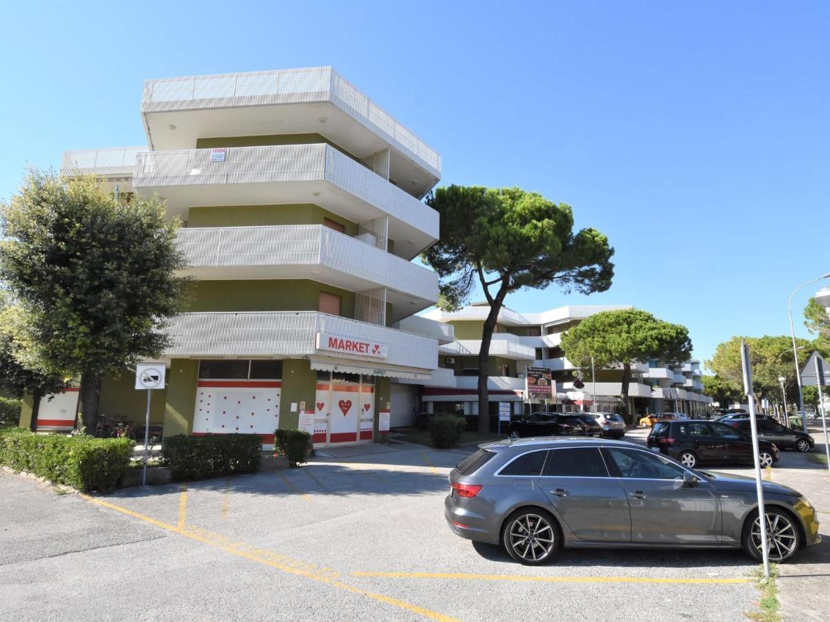 Apartment Moschettieri-5 By Interhome Бибионе Экстерьер фото